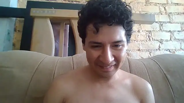 LecheDeSoya666 online show from 2, 3, 2026