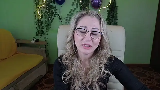 Habibi Honeyy online show from 18, 9, 2025