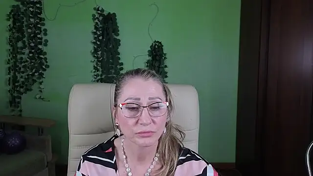 Habibi Honeyy online show from 22, 10, 2025