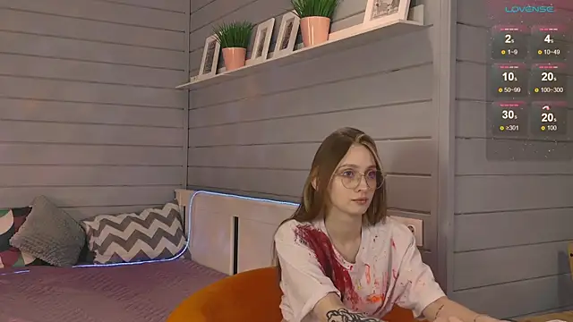 Snapshot of Vikki_wyye chatting on 5, 10, 2025 Vikki wyye online show from 5, 10, 2025