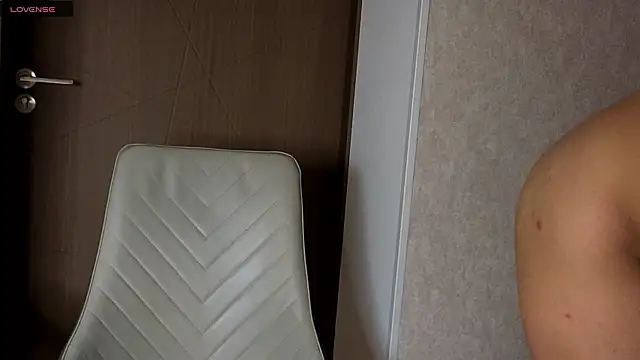 NoFace Model online show from 22, 2, 2026