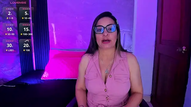 Agatha Pleasure online show from 2, 3, 2026