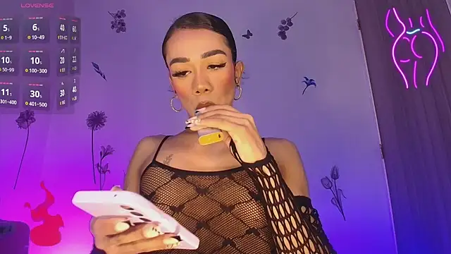 Barbydominant fetish online show from 5, 3, 2026