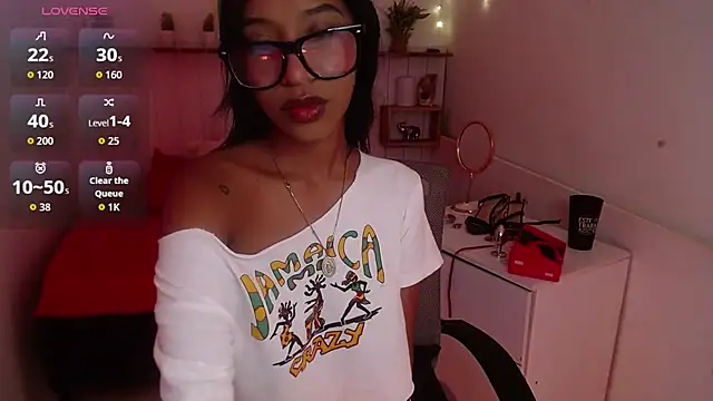 LeilaEbony online show from 17, 9, 2025