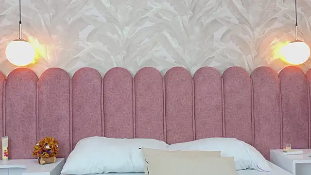 Agatha-Adams online show from 19, 2, 2026