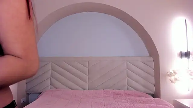 Bella Williiams online show from 22, 3, 2026