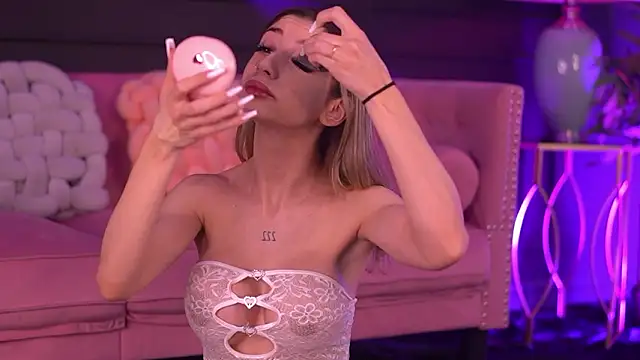 OdetteMason online show from 20, 3, 2026