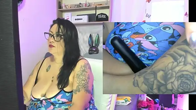 Clunita online show from 5, 4, 2026