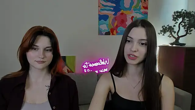 Snapshot of elza_rose chatting on 21, 5, 2026 elza rose online show from 21, 5, 2026
