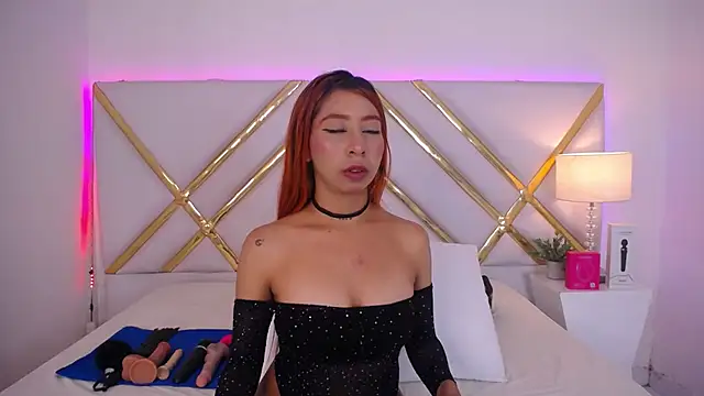 laila stilwiills online show from 18, 4, 2026