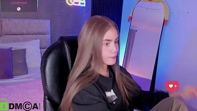 Snapshot of Arinextdoor chatting on 19, 1, 2026 Arinextdoor online show from 19, 1, 2026