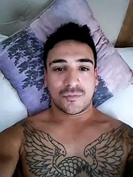 bigandstrong2217 online show from 26, 10, 2025