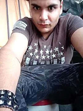 Snapshot of LuxuriousCure4 chatting on 15, 9, 2025 LuxuriousCure4 online show from 15, 9, 2025