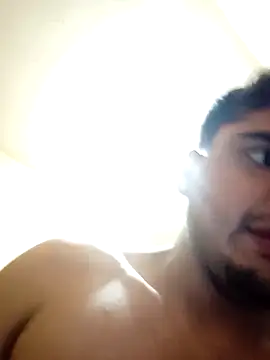 Snapshot of LuxuriousCure4 chatting on 12, 10, 2025 LuxuriousCure4 online show from 12, 10, 2025