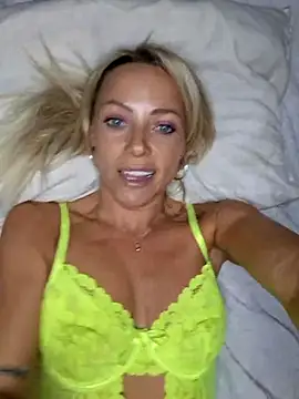 Bellarose xx online show from 21, 9, 2025