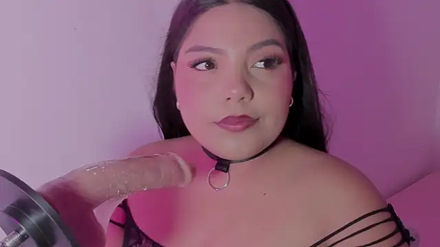 Lily hot25 online show from 5, 10, 2025