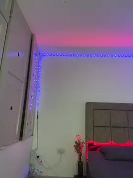 EmilyNoir1 online show from 2, 3, 2026