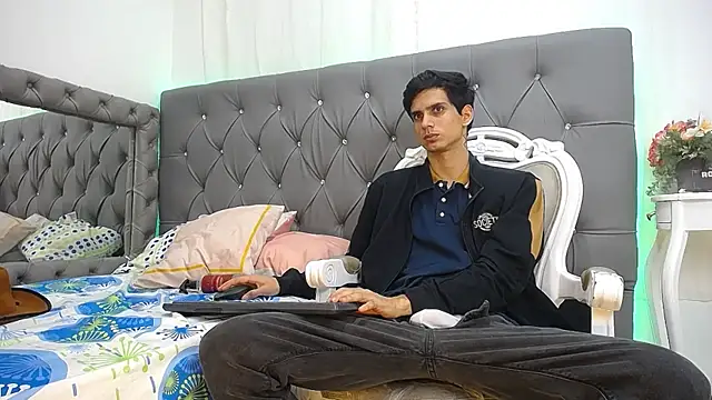 Sebalexis7 online show from 11, 10, 2025