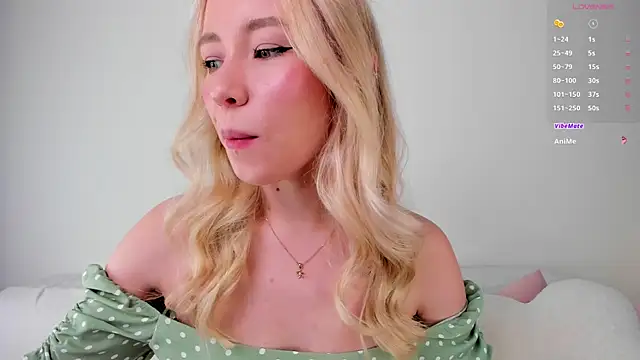 Snapshot of DanaCandy chatting on 10, 7, 2026 DanaCandy online show from 10, 7, 2026
