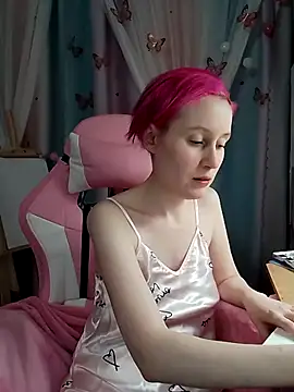 Fuzzy Unicorn online show from 1, 12, 2025