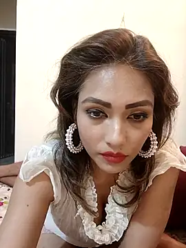 Snapshot of zoyarathore chatting on 27, 11, 2025 zoyarathore online show from 27, 11, 2025