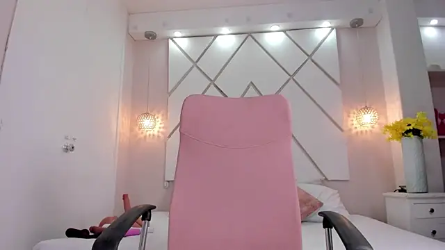 Snapshot of isabellashine chatting on 29, 5, 2026 isabellashine online show from 29, 5, 2026