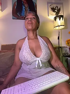 Snapshot of skarlleth_11 chatting on 13, 2, 2026 skarlleth 11 online show from 13, 2, 2026