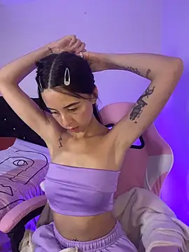 Lia  1 online show from 25, 2, 2026