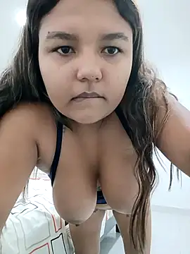 Snapshot of Luzky chatting on 16, 11, 2025 Luzky online show from 16, 11, 2025