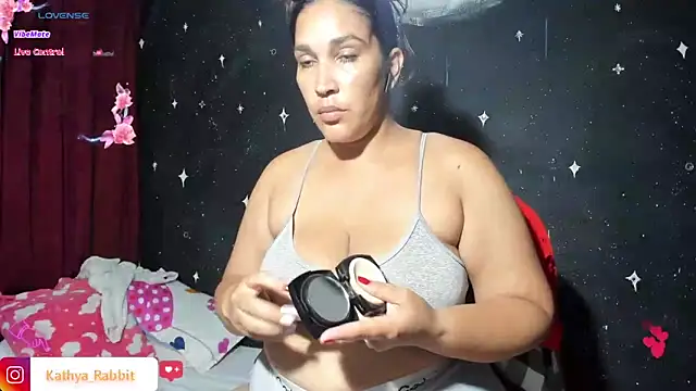 Ivy horse  online show from 10, 4, 2026