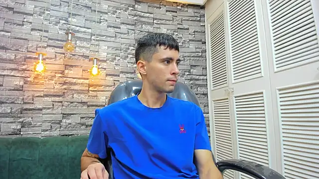 mike whitee online show from 13, 9, 2025