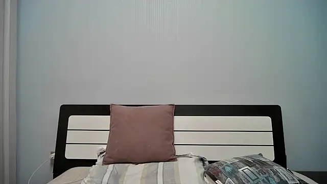 peijiangzhao online show from 4, 10, 2025