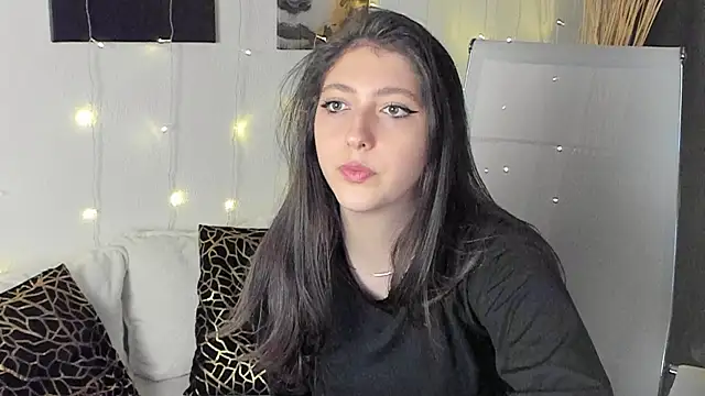 Mary Miiller online show from 19, 9, 2025