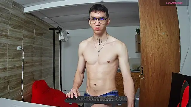 Snapshot of angelicious_ chatting on 30, 9, 2025 angelicious online show from 30, 9, 2025