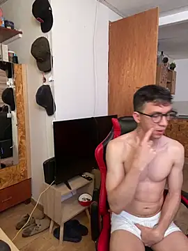 Snapshot of angelicious_ chatting on 20, 11, 2025 angelicious online show from 20, 11, 2025