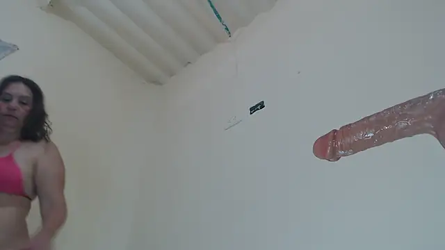 Monserrat Sweet online show from 13, 4, 2026