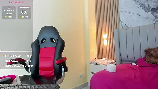 AURORAMARTIN2 online show from 23, 11, 2025