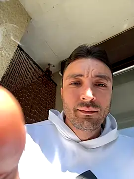 Snapshot of SemprePerverso chatting on 2, 10, 2025 SemprePerverso online show from 2, 10, 2025