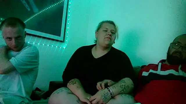 mrandmrsdarkside online show from 21, 4, 2026