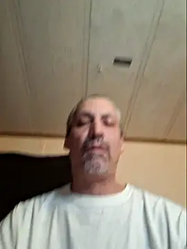 Shy Naughty Girl online show from 14, 2, 2026