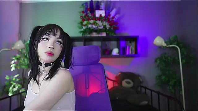 Sabrina bloom online show from 7, 11, 2025