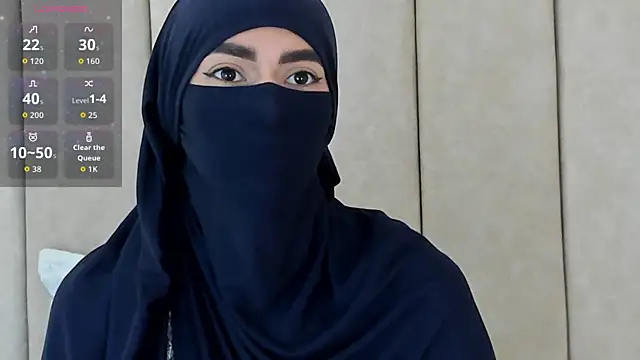 Snapshot of _Zahiira_ chatting on 30, 10, 2025 Zahiira online show from 30, 10, 2025