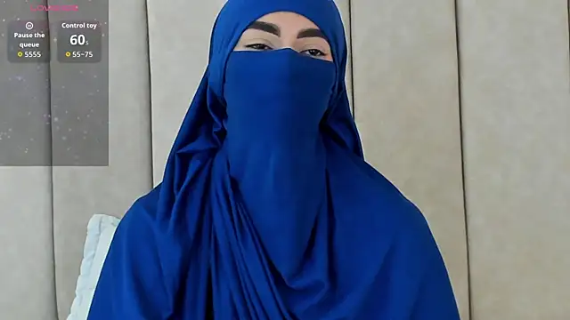 Snapshot of _Zahiira_ chatting on 1, 11, 2025 Zahiira online show from 1, 11, 2025