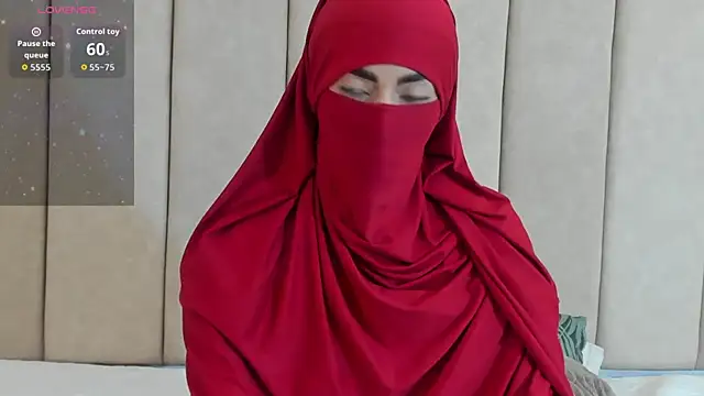 Snapshot of _Zahiira_ chatting on 6, 11, 2025 Zahiira online show from 6, 11, 2025