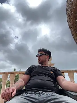 Snapshot of MrSavagexx chatting on 18, 4, 2026 MrSavagexx online show from 18, 4, 2026