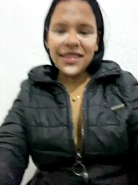 Snapshot of Aisha_poweer chatting on 3, 10, 2025 Aisha poweer online show from 3, 10, 2025