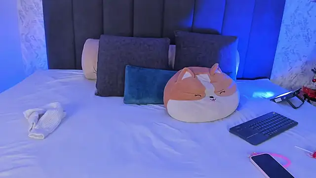 dana hazze online show from 17, 12, 2025