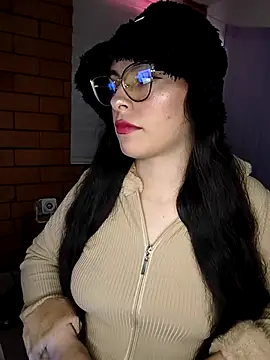 Camila Ord online show from 3, 2, 2026