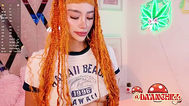 ScarlettRusso1 online show from 3, 4, 2026