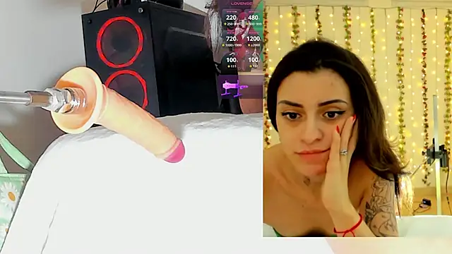 Kitty  Rose   online show from 11, 11, 2025